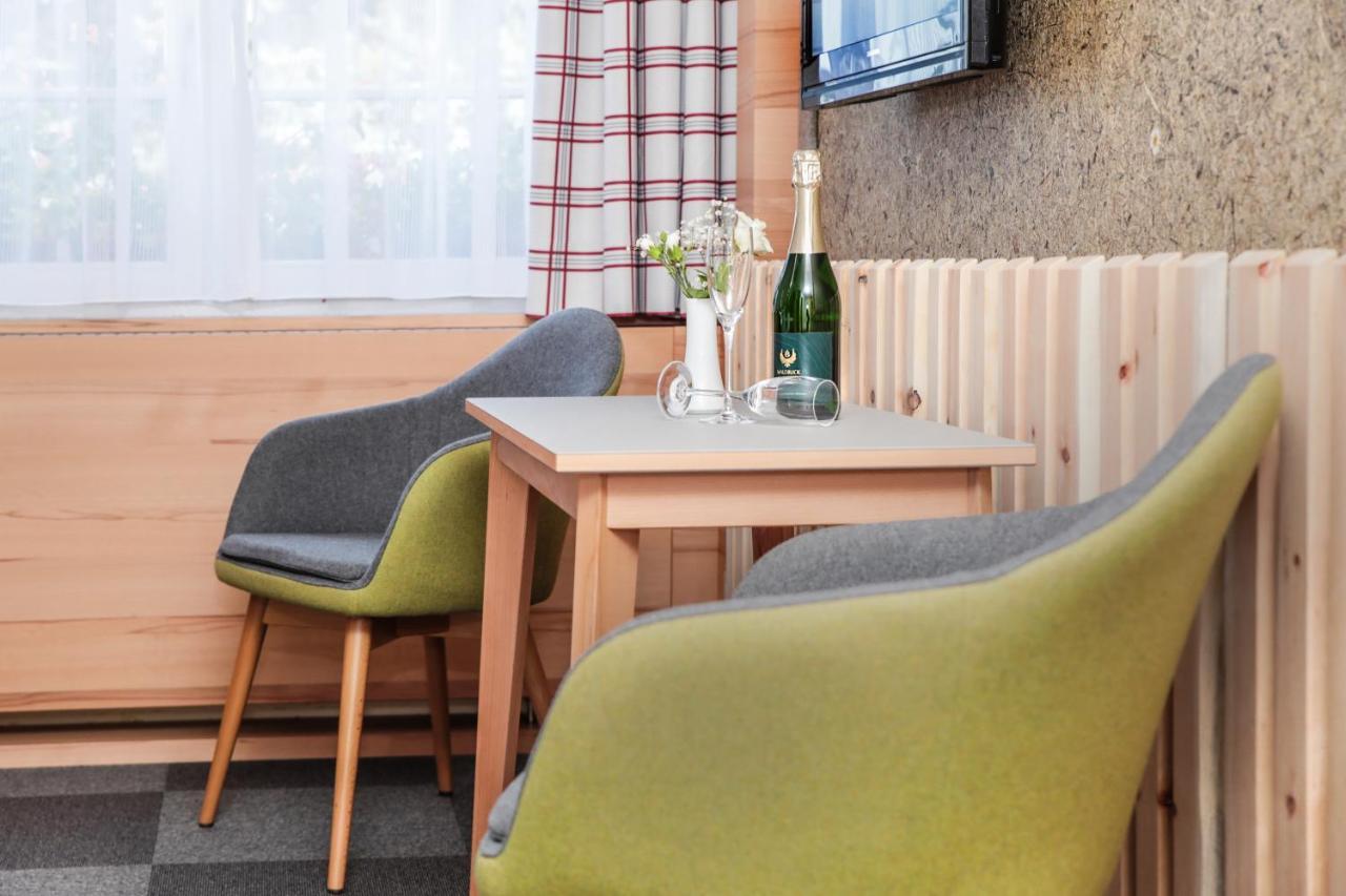 Hotel & Restaurant Waldblick Pulsnitz Luaran gambar