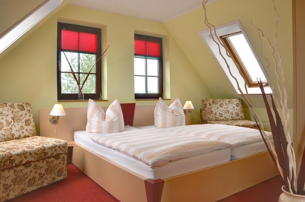 Hotel & Restaurant Waldblick Pulsnitz Bilik gambar